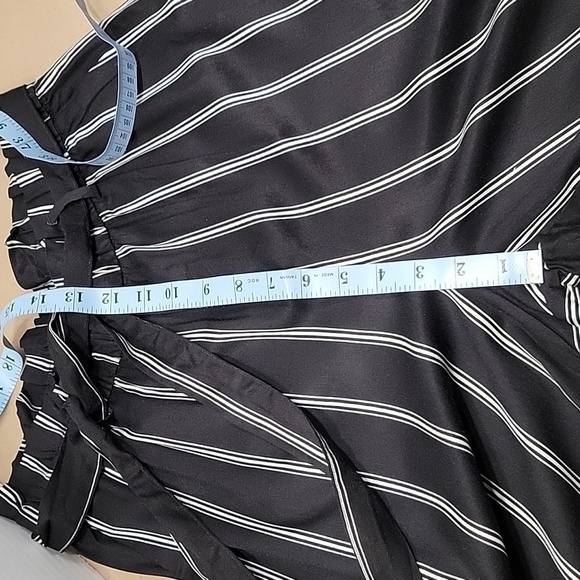 H&M, Size 8, High Waist, Paper Bag Style Pants, Black w/ White Stripes, NEW - Picture 10 of 15